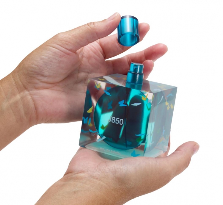 J850 | Perfume Bottle PolyJet 3D Printing Solutions